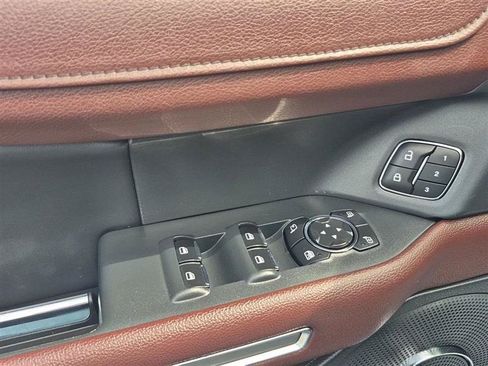 Used 2024 Ford Expedition Max Limited AWD/4WD image 14