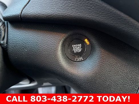 Used 2023 Jeep Cherokee Altitude Lux image 22