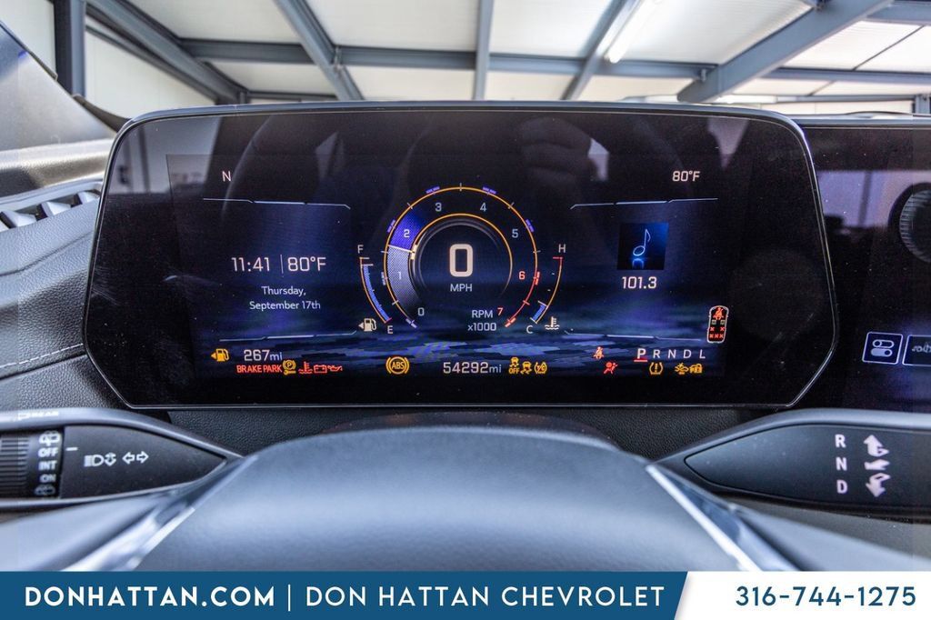 Used 2024 Chevrolet Traverse LT FWD image 7
