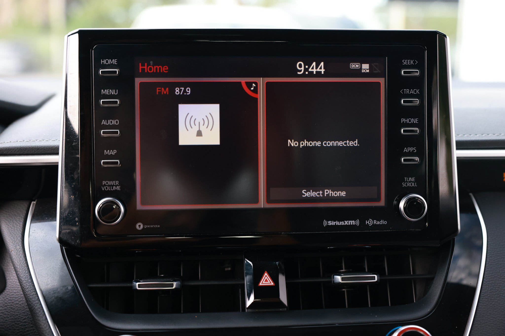 Used 2021 Toyota Corolla XSE FWD image 40