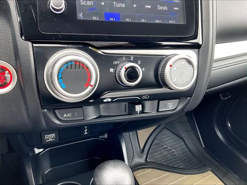 Used 2019 Honda Fit EX image 26