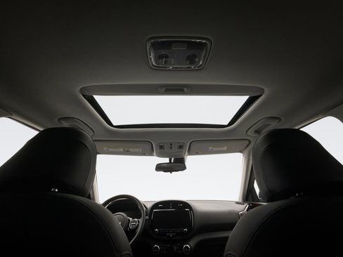 Used 2025 Kia Soul GT-Line w/ GT-Line Technology Package image 20