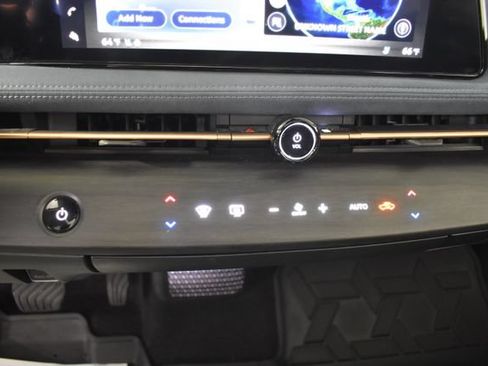 Certified 2023 Nissan Ariya AWD/4WD image 18