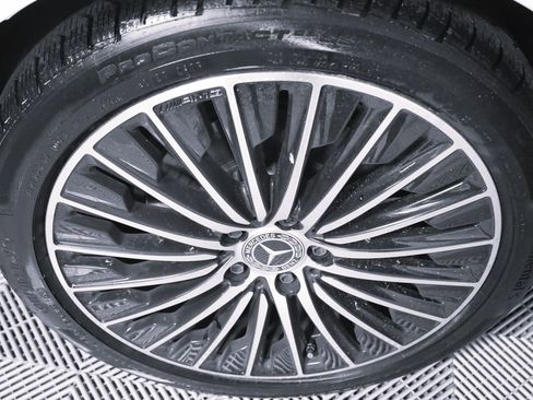 Used 2025 Mercedes-Benz CLE 450 4MATIC Cabriolet image 11