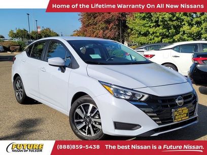New 2025 Nissan Versa SV w/ Trunk Package