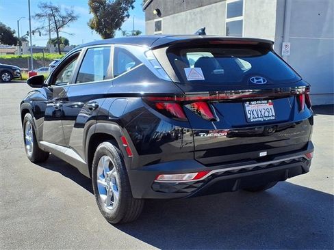 Certified 2024 Hyundai Tucson SE image 6