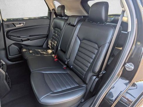 Used 2022 Ford Edge SEL w/ Convenience Package AWD/4WD image 16