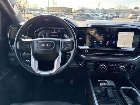 Used 2023 GMC Sierra 1500 SLT w/ SLT Premium Plus Package image 17