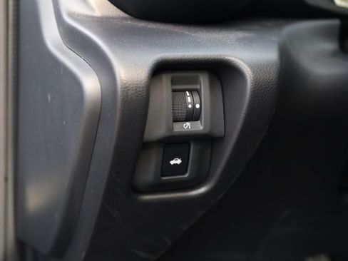 Used 2023 Toyota GR86 Premium image 13