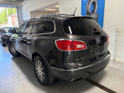 Used 2017 Buick Enclave Leather FWD image 7