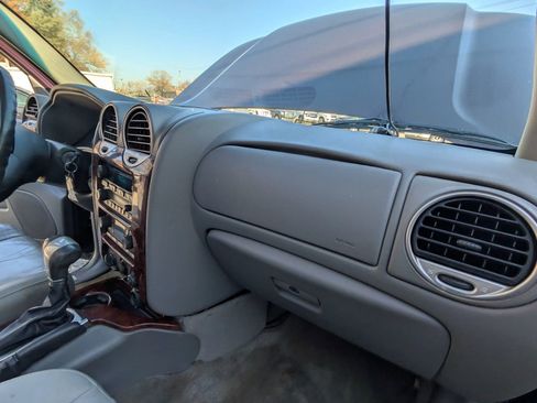 Used 2008 GMC Envoy SLT image 19