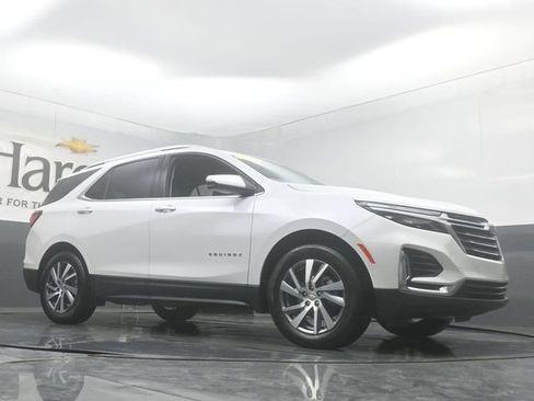 Used 2024 Chevrolet Equinox Premier FWD image 2