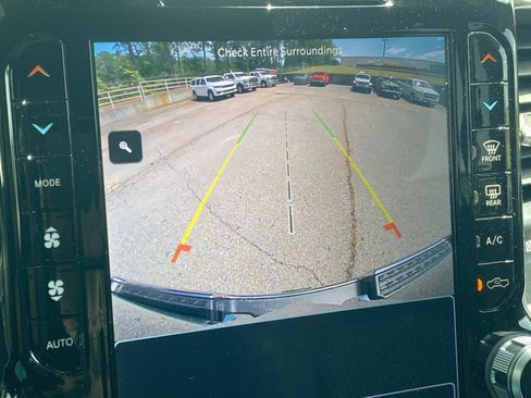Used 2023 RAM 1500 Big Horn AWD/4WD image 31