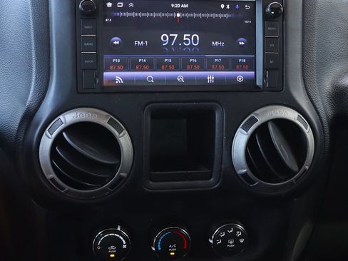 Used 2015 Jeep Wrangler Unlimited Sport w/ Max Tow Package AWD/4WD image 44
