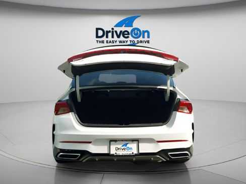 Used 2024 Kia K5 GT-Line w/ GT-Line Premium Package image 9