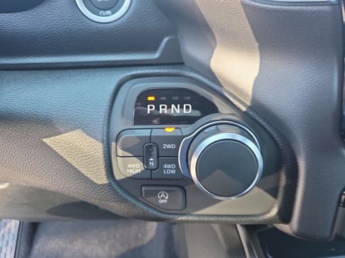New 2026 RAM 1500 Express AWD/4WD image 7