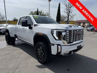 Used 2025 GMC Sierra 3500 Denali w/ Denali Reserve Package video 1