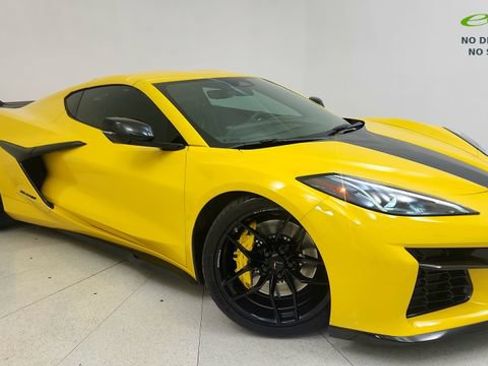 Used 2026 Chevrolet Corvette Z06 RWD image 1