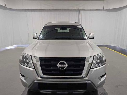 Used 2024 Nissan Armada SL w/ Captain's Chairs Package image 2