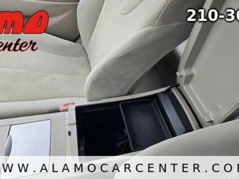 Used 2009 Toyota Camry LE FWD image 35
