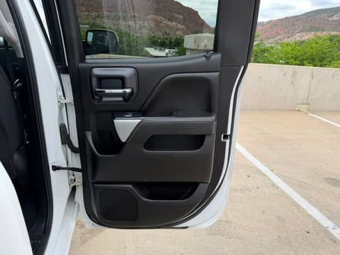 Used 2018 Chevrolet Silverado 1500 LT w/ All Star Edition AWD/4WD image 17