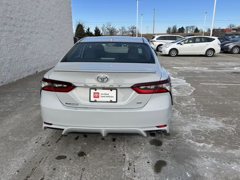 Certified 2024 Toyota Camry SE image 4