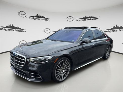 Used 2021 Mercedes-Benz S 580 4MATIC Sedan w/ AMG Line image 1