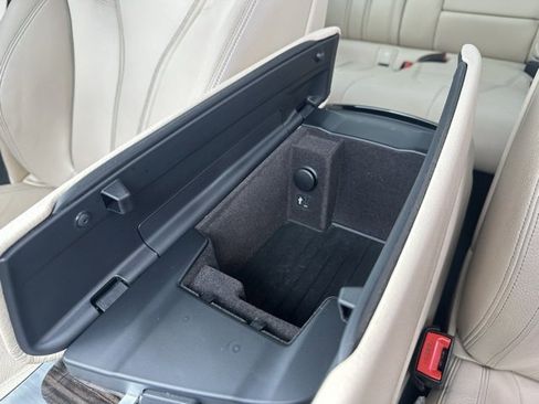 Used 2017 BMW 530i xDrive image 14