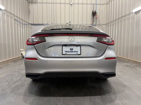 Used 2025 Honda Civic Sport image 15