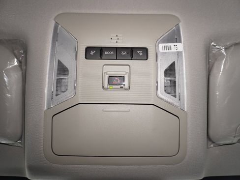 New 2025 Toyota RAV4 LE image 16