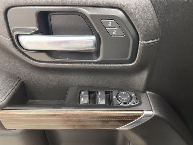 Used 2021 Chevrolet Silverado 1500 RST w/ Convenience Package II AWD/4WD image 10