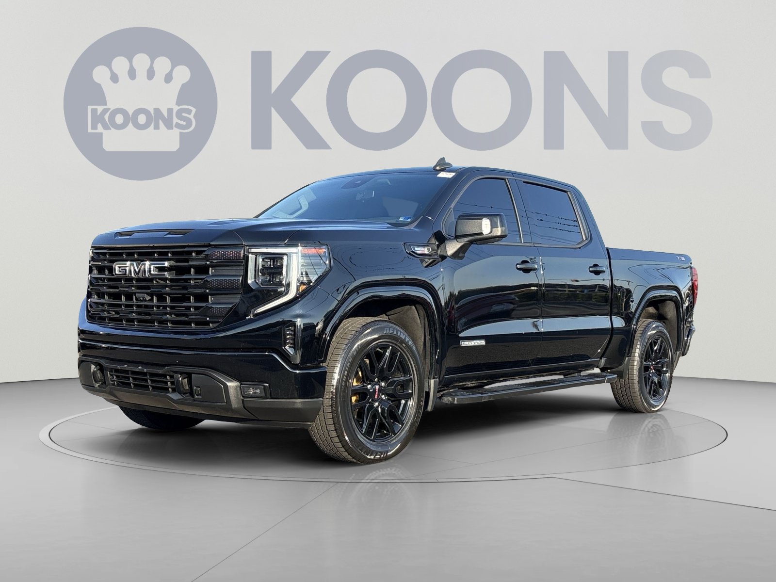 Used 2023 GMC Sierra 1500 Elevation w/ Elevation Premium Package AWD/4WD image 1