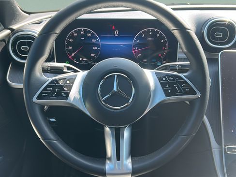 Used 2025 Mercedes-Benz C 300 Sedan image 21