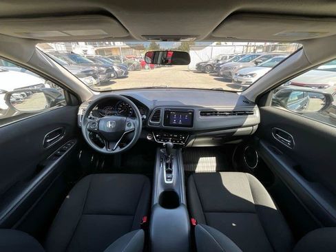 Used 2018 Honda HR-V EX image 14