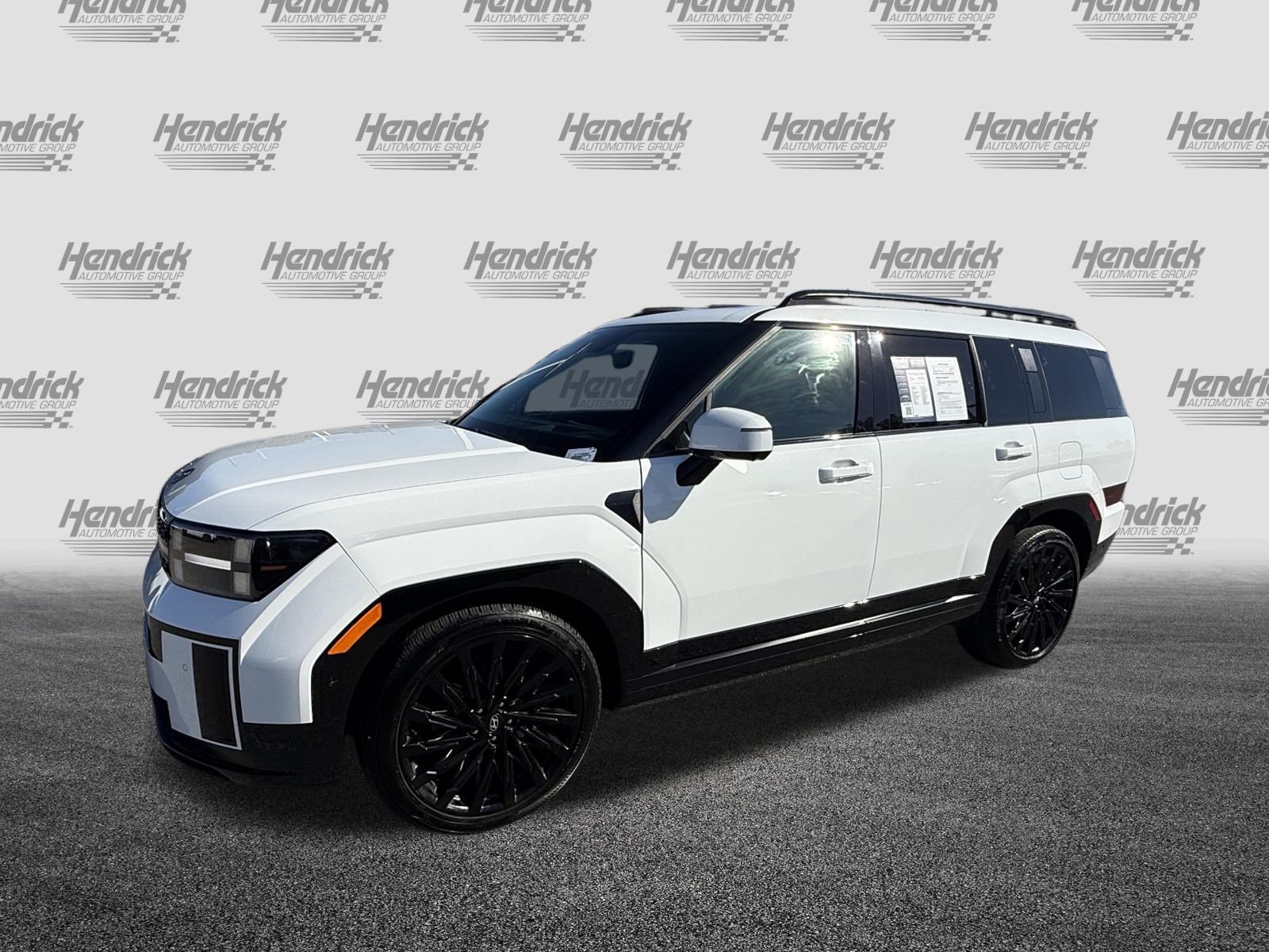 Used 2025 Hyundai Santa Fe Calligraphy FWD image 5