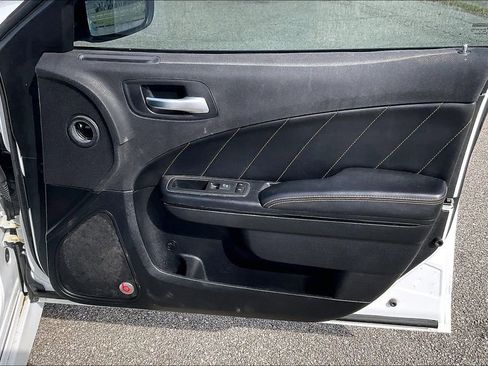 Used 2017 Dodge Charger R/T RWD image 22