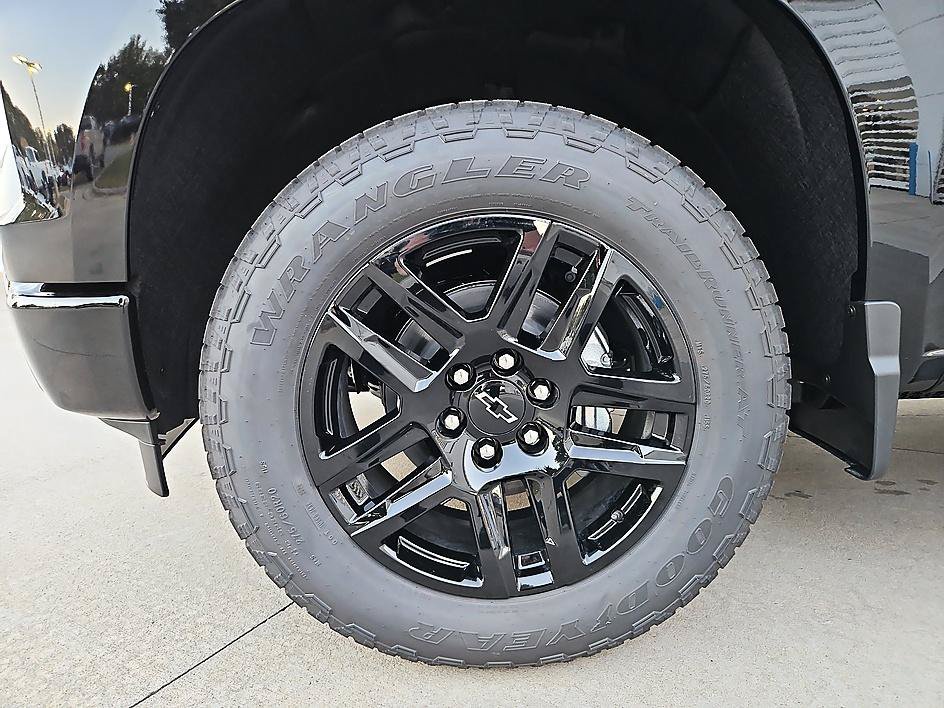 New 2026 Chevrolet Silverado 1500 RST w/ RST Select Package AWD/4WD image 9