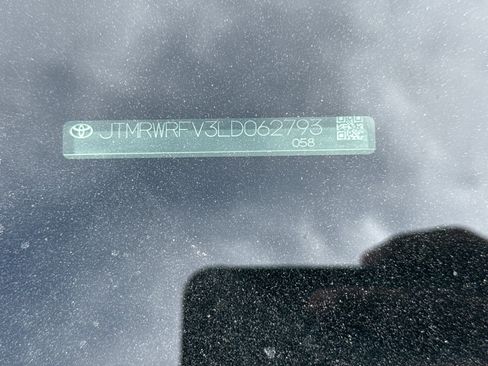 Used 2020 Toyota RAV4 XLE w/ All Weather Liner Package image 3