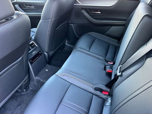 New 2026 MAZDA CX-90 Plug-In Hybrid w/ Preferred image 13