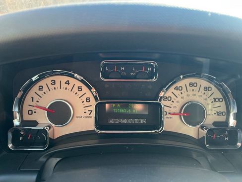 Used 2012 Ford Expedition EL Limited image 11