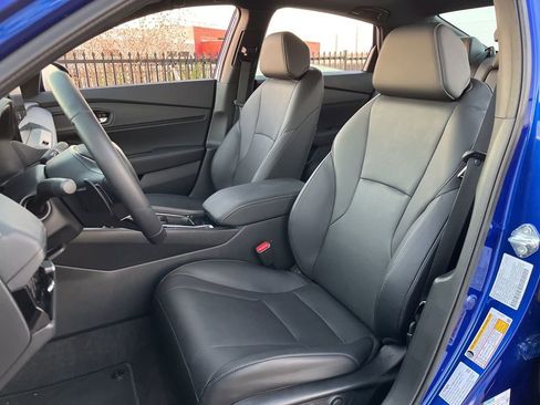 Used 2025 Honda Accord Sport image 26