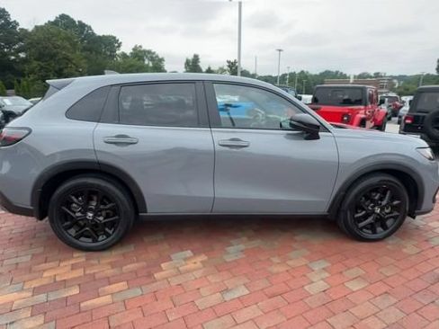 Certified 2024 Honda HR-V Sport image 3