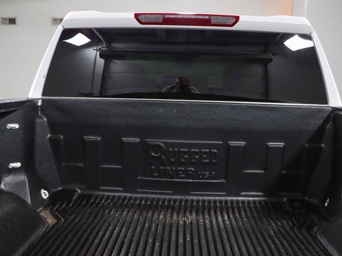 Used 2022 Chevrolet Silverado 1500 Custom image 28