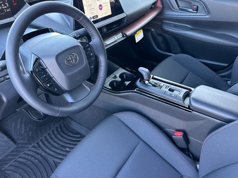 New 2026 Toyota Prius Plug-In Hybrid FWD image 37