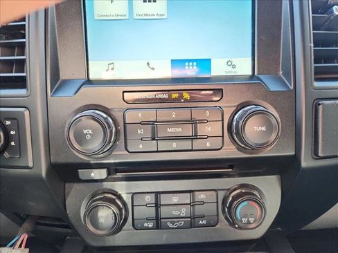 Used 2018 Ford F150 XL w/ Equipment Group 101A Mid image 14