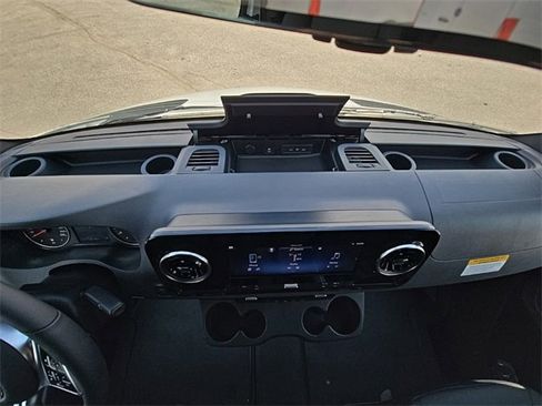 New 2025 Mercedes-Benz Sprinter 2500 image 15