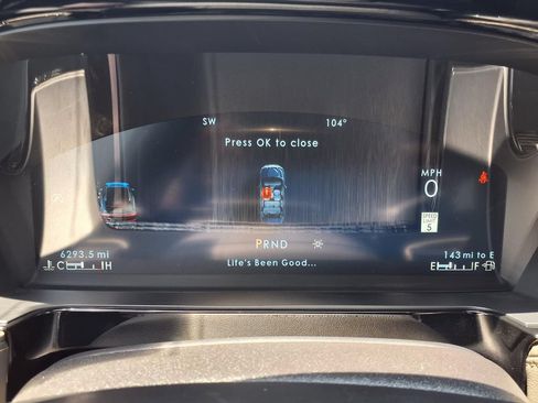 Used 2025 Lincoln Corsair Reserve FWD image 14