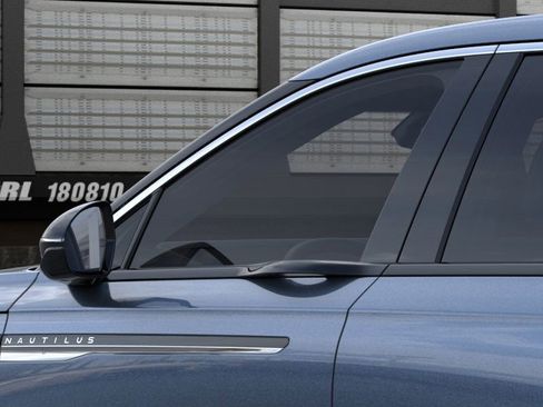 New 2026 Lincoln Nautilus Premier image 20
