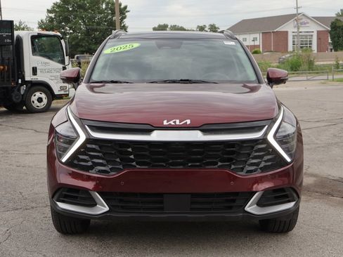 Certified 2025 Kia Sportage SX FWD image 2