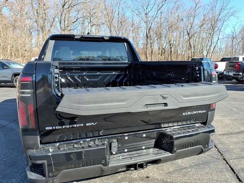 New 2026 GMC Sierra EV Elevation image 23